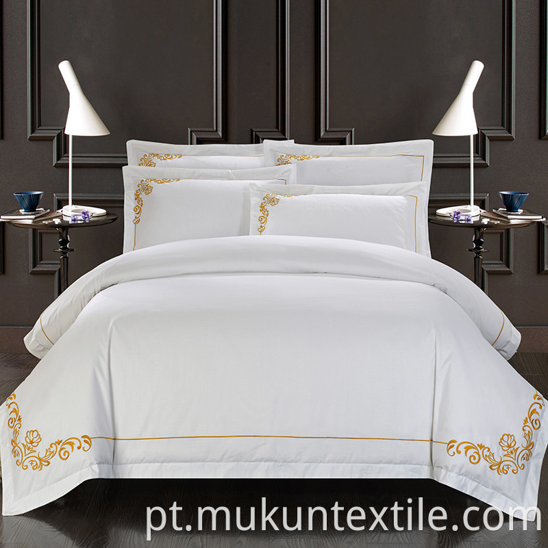 Hotel Bedding Set 4 Jpg